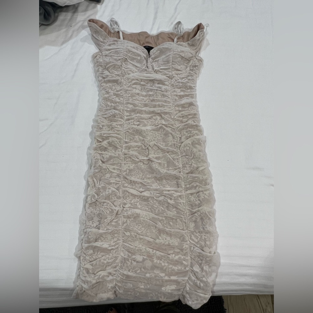IN San Francisco Lace Detail Top